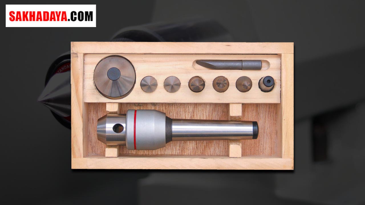 Distributor Revolving Centres: Jual Revolving Centres Presisi Tinggi untuk Mesin Bubut dan Aplikasi Pemesinan Akurat